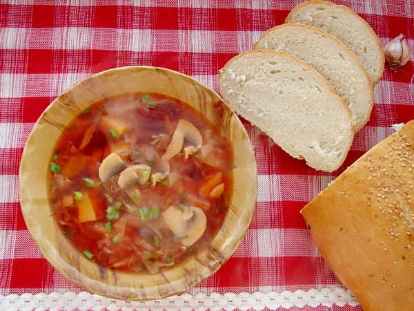 Borsch vegano de setas