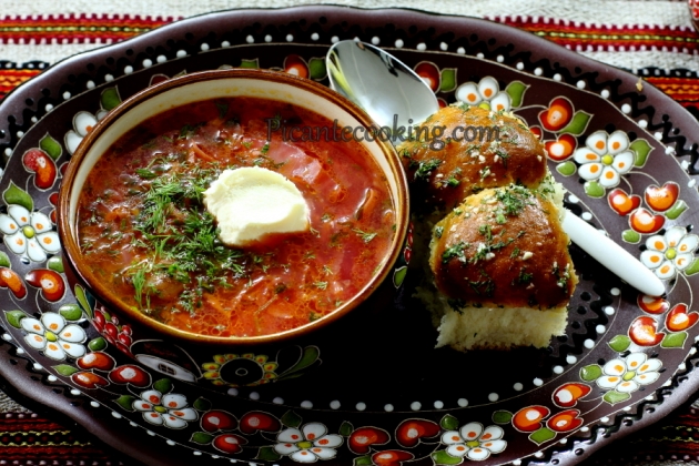 Borsch ucraniano rojo tradicional